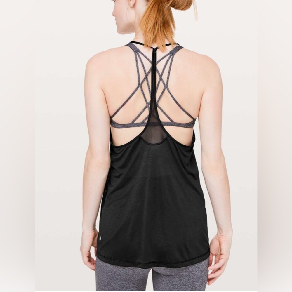 NWOT Lululemon Through the Movement Tank- Size 6